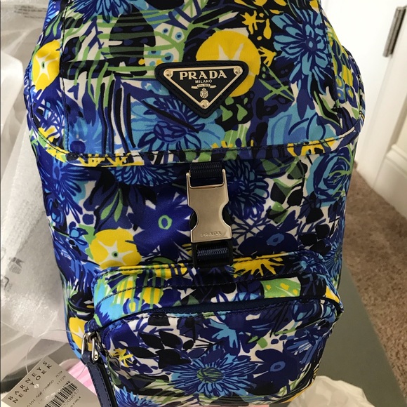 ✨NEW!✨Authentic!✨Prada NWT! Nylon Leather Backpack - Picture 4 of 8
